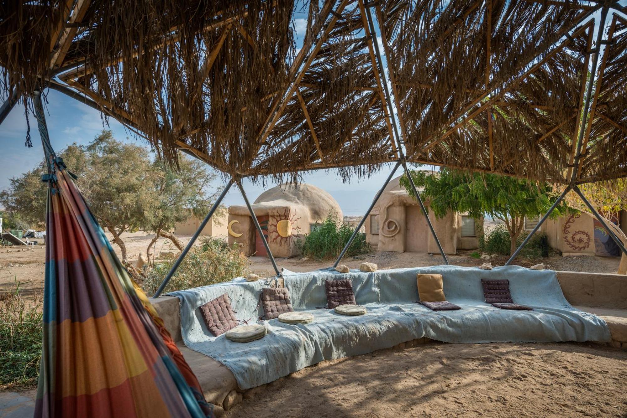 Hotel Kibbutz Lotan Eco-Campus Exterior foto